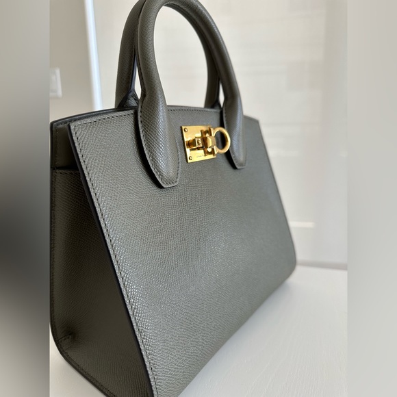 Salvatore Ferragamo Studio Box bag NEW - Picture 2 of 16